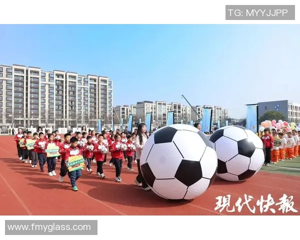 小学生足球训练视频全攻略助力孩子们快乐成长与技能提升